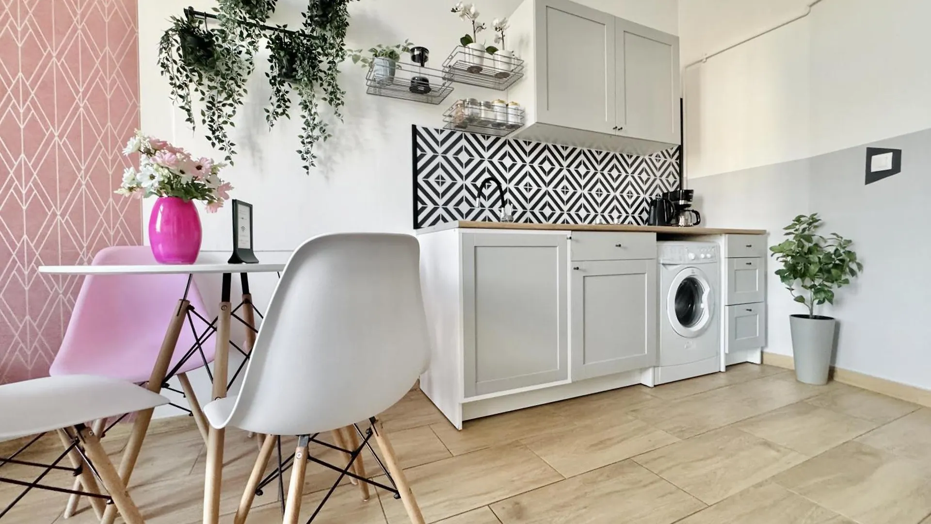 GREEN APARTMENTS #Nowy Square, Kazimierz district Cracovia